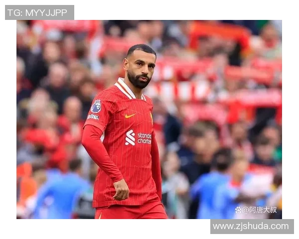 意甲焦点战：里昂顽强逼平巴黎圣日耳曼引发全场热议