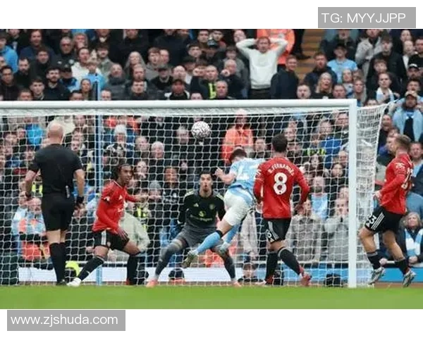 德甲焦点战尤文图斯与曼城握手言和乌龙球瞬间引发全场热议 德甲焦点战尤文图斯与曼城握手言和乌龙球瞬间引发全场热议