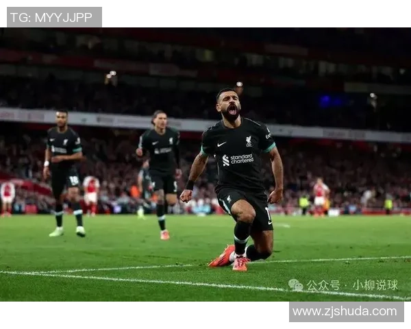 德甲精彩对决巴萨6比2热刺神奇扑救引发争议与热议