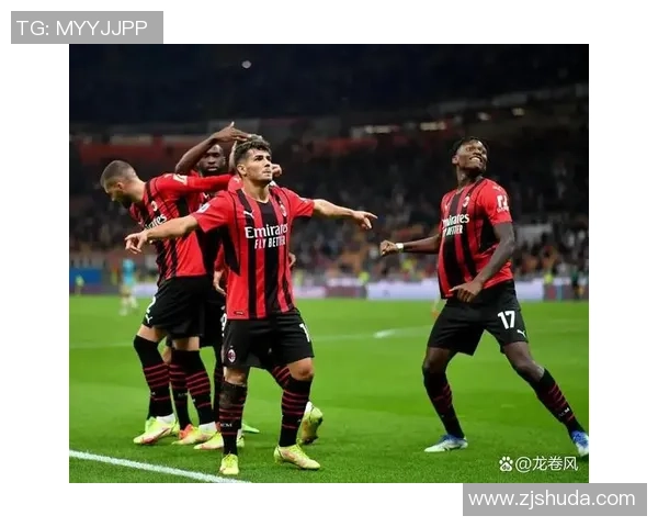 意甲激战那不勒斯凭借帽子戏法力克巴黎圣日耳曼全场沸腾