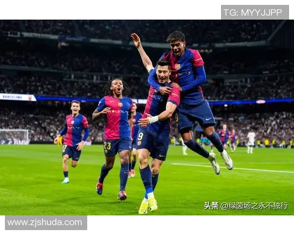 那不勒斯逆转巴萨友谊赛精彩瞬间回顾十大进球引爆全场激情