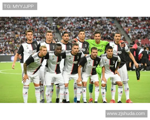 意甲大战尤文图斯狂胜热刺五球大捷引发全场热烈反响 意甲大战尤文图斯狂胜热刺五球大捷引发全场热烈反响