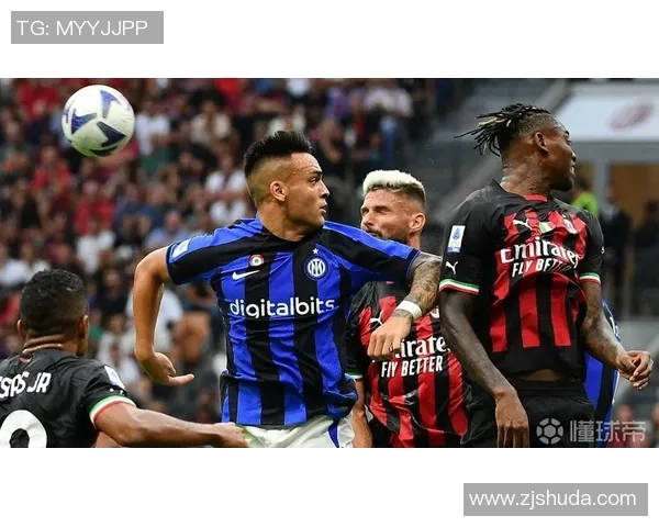 足总杯激战：AC米兰与曼城鏖战成平局战术解析与绝杀瞬间回顾