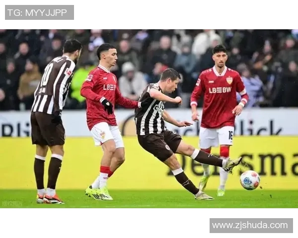 那不勒斯逆转拜仁夺足总杯精彩瞬间回顾引爆全场激情