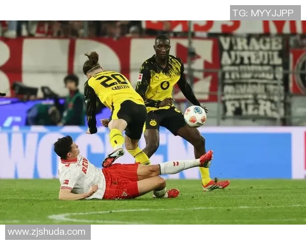 德甲精彩对决多特蒙德大胜曼联乌龙球引爆全场回顾十大进球瞬间