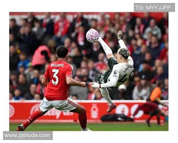 英超精彩对决皇马大胜巴萨红牌事件引发全场热议与激情