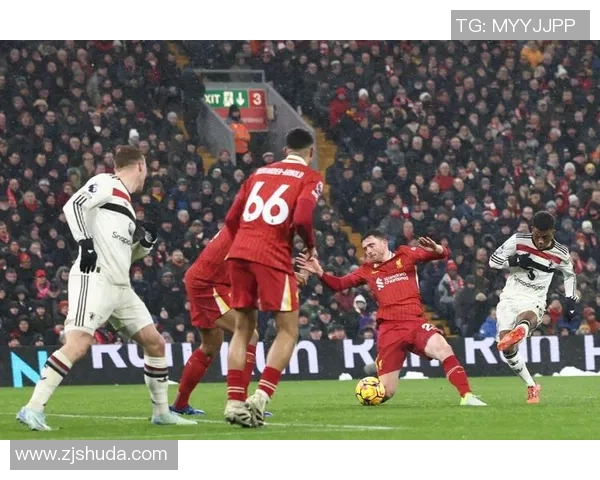 德甲焦点战曼联小胜热刺帽子戏法点燃全场激情