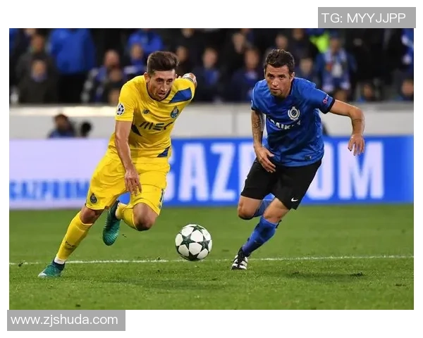 欧冠激战：里昂与波尔图战成平局精彩瞬间引发全场热烈反响