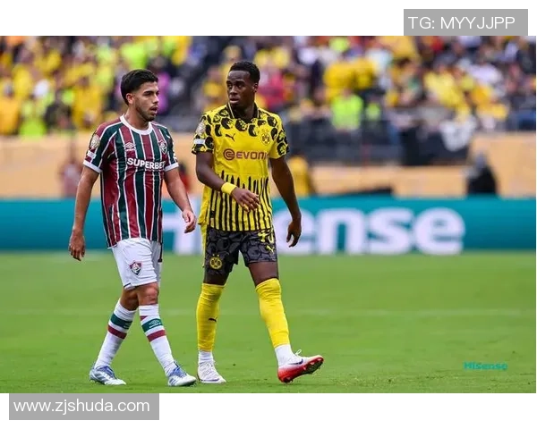 足总杯激战:多特蒙德与皇马战成平局乌龙球成比赛转折点解析 足总杯激战:多特蒙德与皇马战成平局乌龙球成比赛转折点解析